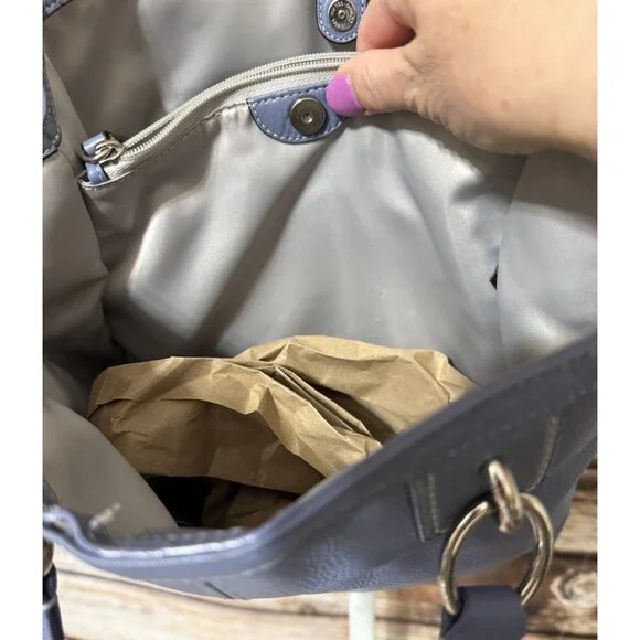 Vintage Blue Coach Penelope Shoulder Bag Purse Leather Bag Charm  *READ* - Picture 9 of 16